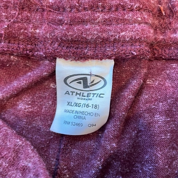 ATHLETIC WORKS cotton and polyester drawstring shorts in us size XL with pockets - Picture 5 of 5